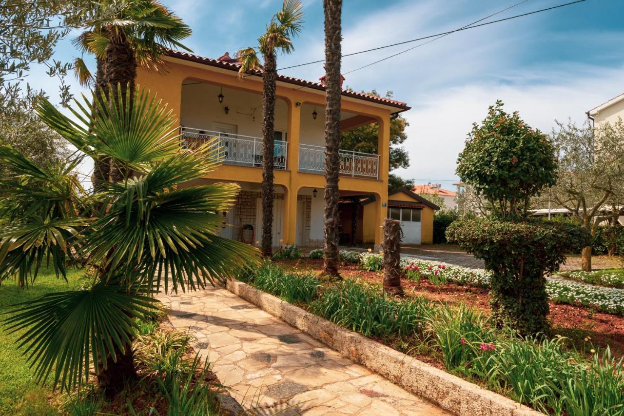 Apartment Villa Olga Πόρετς Εξωτερικό φωτογραφία