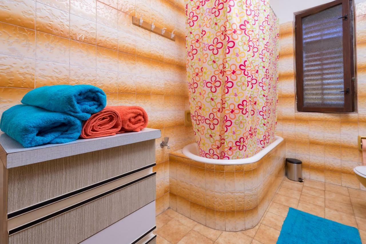 Apartment Villa Olga Πόρετς Εξωτερικό φωτογραφία